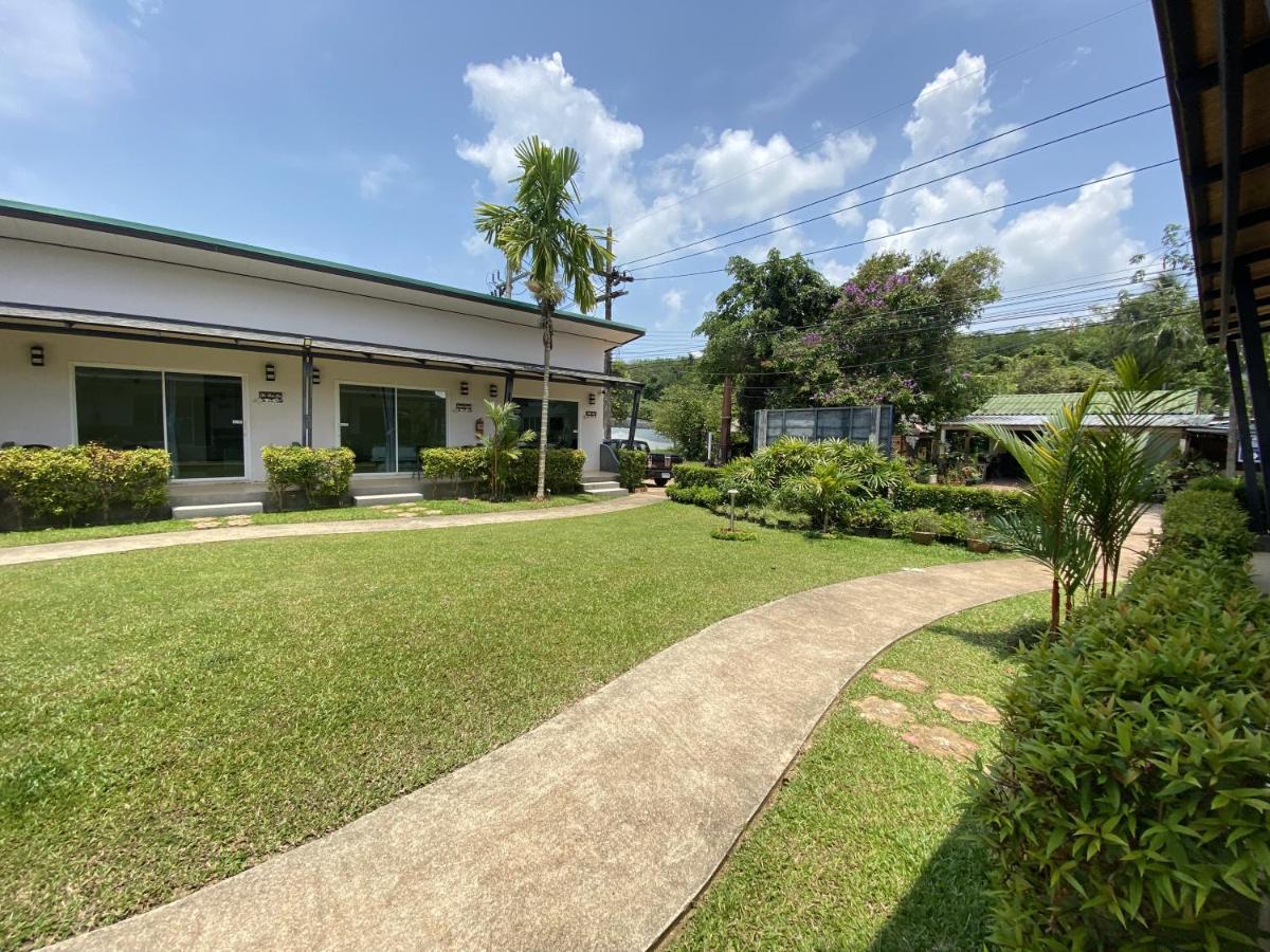 Malee Sirin Old Town Hotell Ko Lanta Exteriör bild