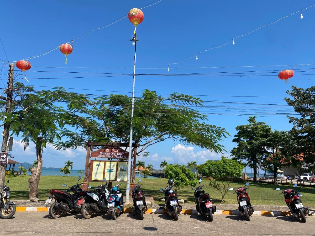 Malee Sirin Old Town Hotell Ko Lanta Exteriör bild