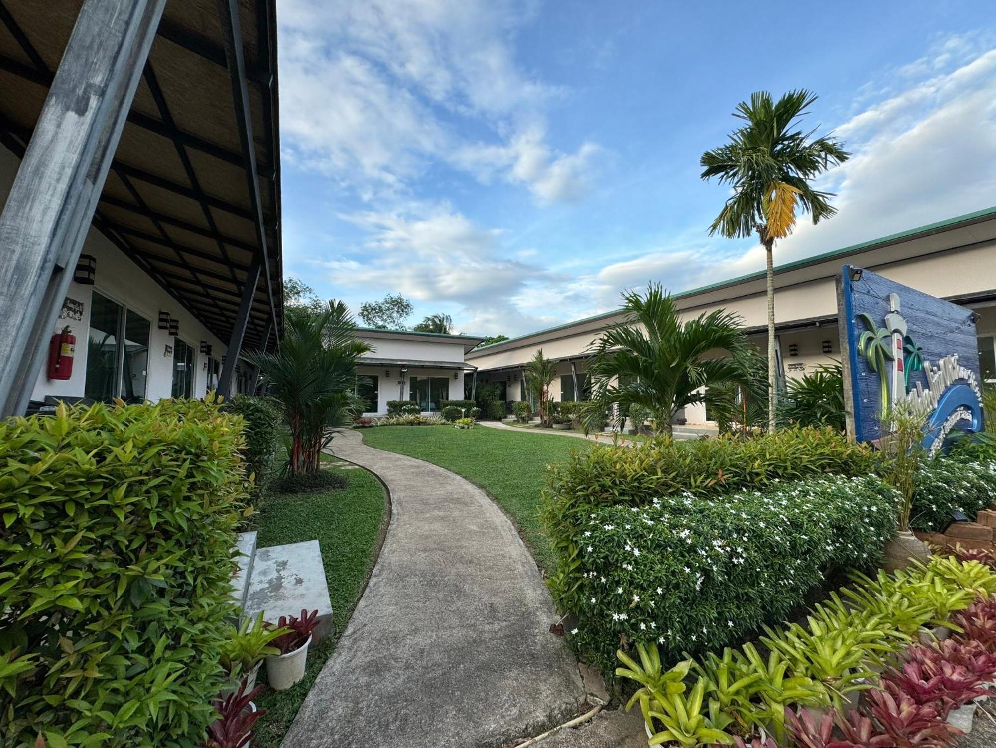 Malee Sirin Old Town Hotell Ko Lanta Exteriör bild