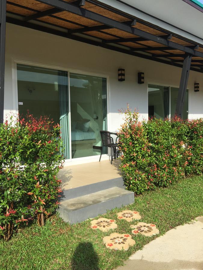 Malee Sirin Old Town Hotell Ko Lanta Exteriör bild