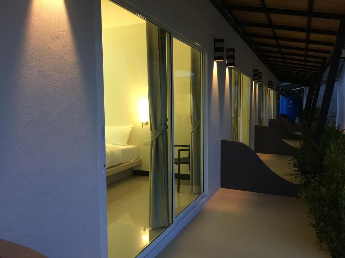 Malee Sirin Old Town Hotell Ko Lanta Exteriör bild