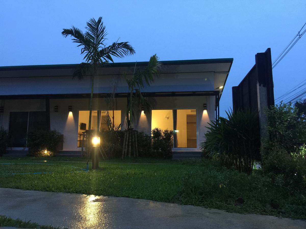 Malee Sirin Old Town Hotell Ko Lanta Exteriör bild